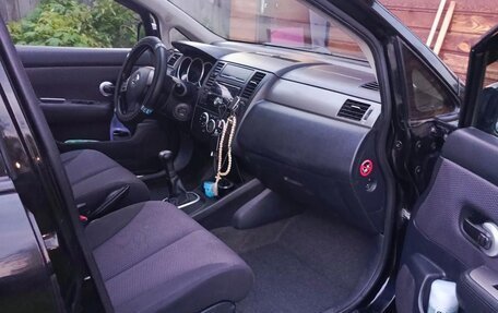 Nissan Tiida, 2010 год, 525 000 рублей, 26 фотография