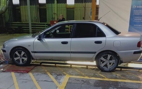 Mitsubishi Carisma I, 2001 год, 230 000 рублей, 4 фотография