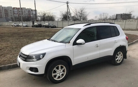 Volkswagen Tiguan I, 2011 год, 1 000 000 рублей, 3 фотография
