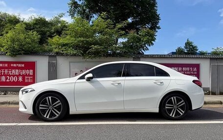 Mercedes-Benz A-Класс, 2022 год, 1 450 111 рублей, 2 фотография
