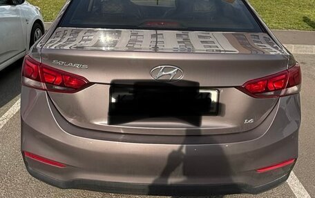 Hyundai Solaris II рестайлинг, 2018 год, 1 050 000 рублей, 3 фотография