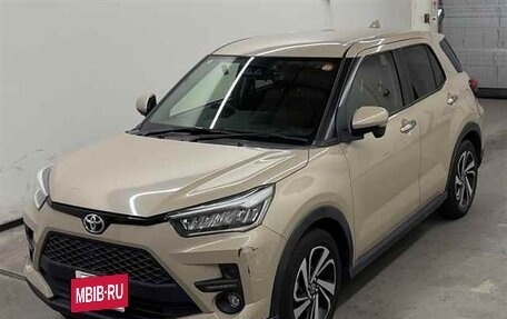 Toyota Raize I, 2022 год, 1 350 000 рублей, 4 фотография