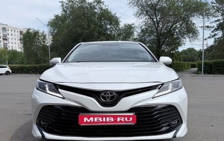 Toyota Camry, 2018 год, 2 298 000 рублей, 7 фотография