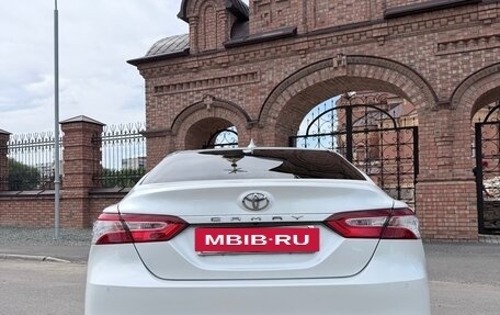 Toyota Camry, 2018 год, 2 298 000 рублей, 6 фотография