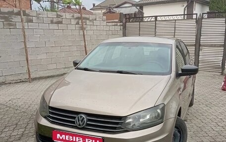Volkswagen Polo VI (EU Market), 2015 год, 915 000 рублей, 1 фотография