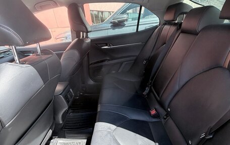 Toyota Camry, 2018 год, 2 298 000 рублей, 11 фотография