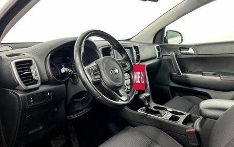 KIA Sportage IV рестайлинг, 2017 год, 2 200 000 рублей, 10 фотография