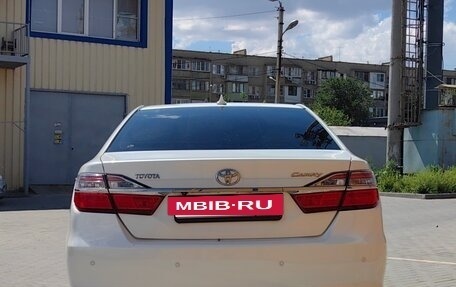 Toyota Camry, 2015 год, 2 250 000 рублей, 4 фотография