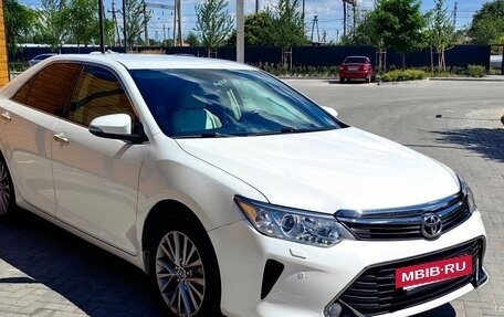 Toyota Camry, 2015 год, 2 250 000 рублей, 7 фотография