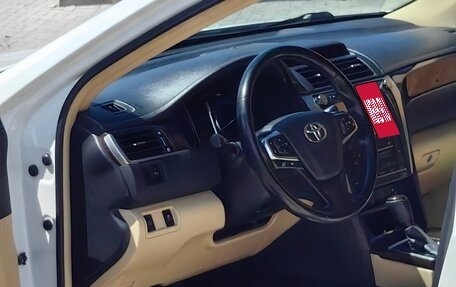 Toyota Camry, 2015 год, 2 250 000 рублей, 11 фотография