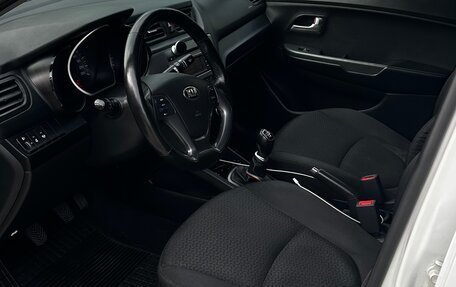 KIA Rio III рестайлинг, 2016 год, 1 100 000 рублей, 21 фотография