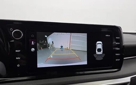 KIA K5, 2023 год, 2 300 000 рублей, 14 фотография