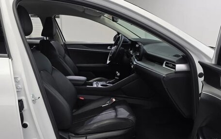 KIA K5, 2023 год, 2 300 000 рублей, 11 фотография