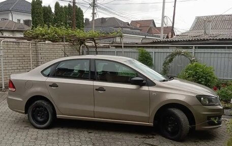 Volkswagen Polo VI (EU Market), 2015 год, 915 000 рублей, 3 фотография
