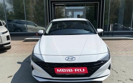 Hyundai Elantra, 2021 год, 1 689 000 рублей, 3 фотография