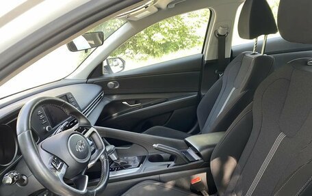 Hyundai Elantra, 2021 год, 1 689 000 рублей, 39 фотография