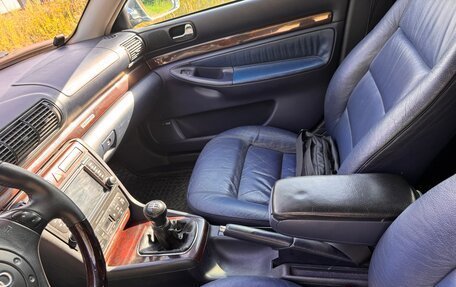 Audi A4, 1998 год, 850 000 рублей, 22 фотография