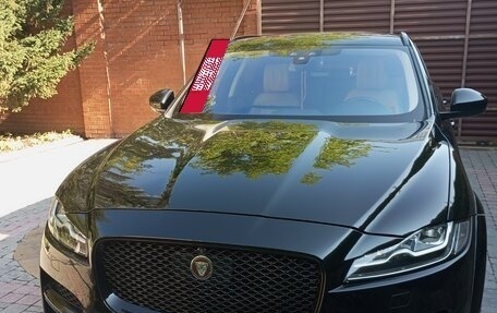 Jaguar F-Pace, 2017 год, 3 950 000 рублей, 6 фотография