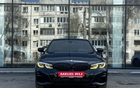 BMW 3 серия, 2019 год, 2 880 000 рублей, 2 фотография