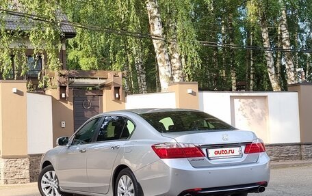 Honda Accord IX рестайлинг, 2013 год, 2 480 000 рублей, 3 фотография