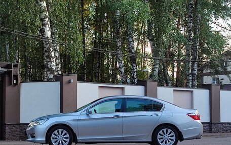 Honda Accord IX рестайлинг, 2013 год, 2 480 000 рублей, 7 фотография