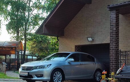 Honda Accord IX рестайлинг, 2013 год, 2 480 000 рублей, 39 фотография