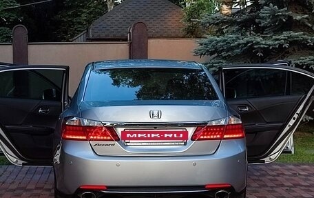 Honda Accord IX рестайлинг, 2013 год, 2 480 000 рублей, 33 фотография