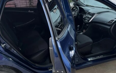 Hyundai Solaris II рестайлинг, 2016 год, 900 000 рублей, 12 фотография