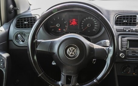 Volkswagen Polo VI (EU Market), 2013 год, 600 000 рублей, 16 фотография
