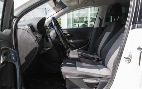 Volkswagen Polo VI (EU Market), 2013 год, 600 000 рублей, 12 фотография