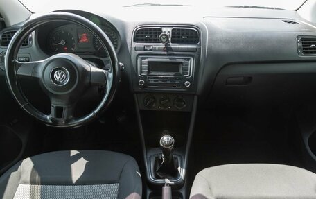 Volkswagen Polo VI (EU Market), 2013 год, 600 000 рублей, 15 фотография
