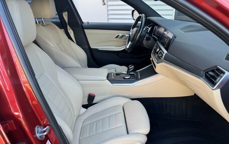BMW 3 серия, 2019 год, 3 150 000 рублей, 31 фотография