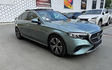 Mercedes-Benz E-Класс, 2024 год, 4 100 000 рублей, 3 фотография