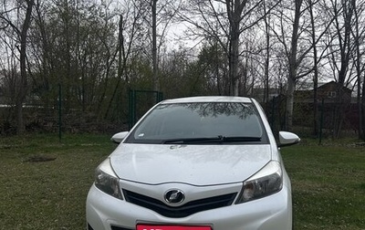 Toyota Vitz, 2012 год, 650 000 рублей, 1 фотография