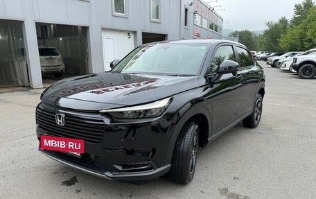 Honda Vezel, 2024 год, 2 650 000 рублей, 2 фотография