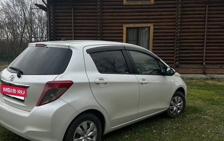 Toyota Vitz, 2012 год, 650 000 рублей, 5 фотография
