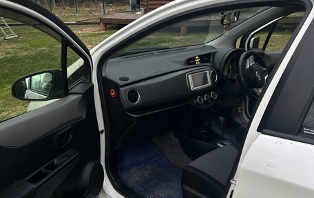 Toyota Vitz, 2012 год, 650 000 рублей, 14 фотография