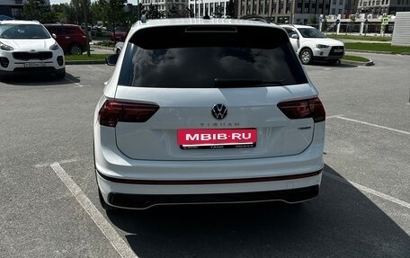 Volkswagen Tiguan II, 2021 год, 3 700 000 рублей, 4 фотография