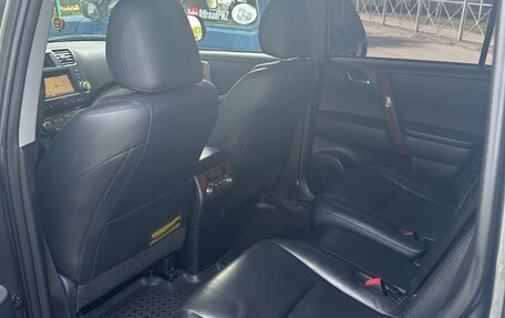 Toyota Highlander III, 2010 год, 1 700 000 рублей, 10 фотография
