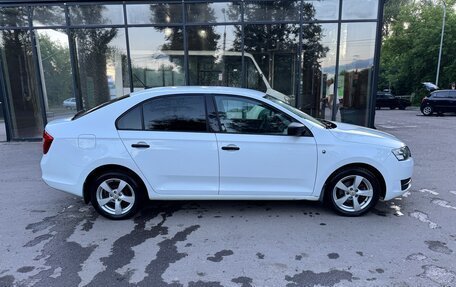 Skoda Rapid I, 2017 год, 1 100 000 рублей, 9 фотография