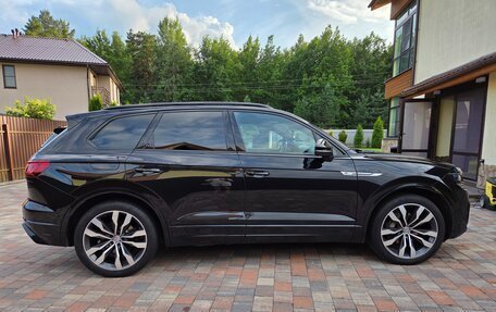 Volkswagen Touareg III, 2019 год, 4 950 000 рублей, 4 фотография
