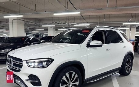 Mercedes-Benz GLE, 2024 год, 8 900 000 рублей, 3 фотография