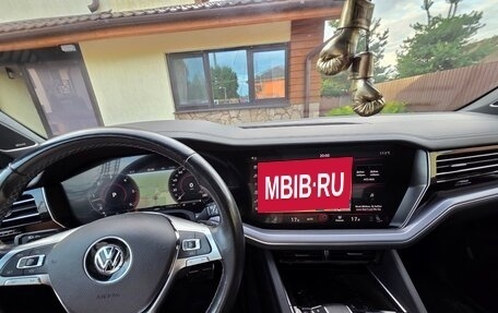 Volkswagen Touareg III, 2019 год, 4 950 000 рублей, 8 фотография