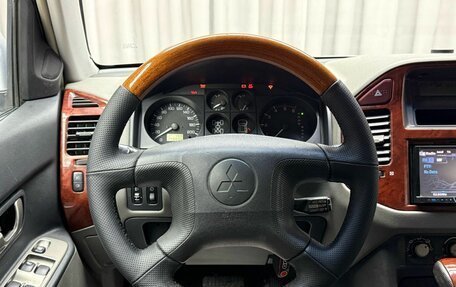 Mitsubishi Pajero III рестайлинг, 2004 год, 1 179 000 рублей, 13 фотография