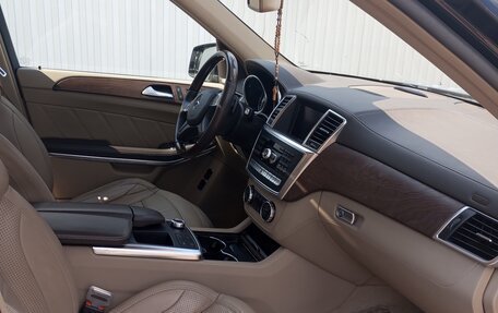 Mercedes-Benz GL-Класс, 2013 год, 3 500 000 рублей, 5 фотография