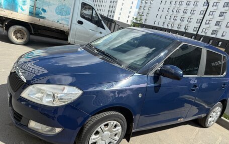Skoda Fabia II, 2012 год, 600 000 рублей, 2 фотография