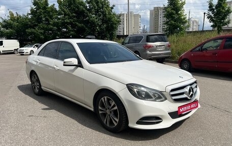 Mercedes-Benz E-Класс, 2013 год, 1 470 000 рублей, 3 фотография