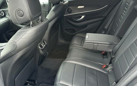 Mercedes-Benz E-Класс, 2020 год, 4 200 000 рублей, 9 фотография