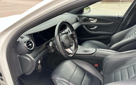 Mercedes-Benz E-Класс, 2020 год, 4 200 000 рублей, 8 фотография