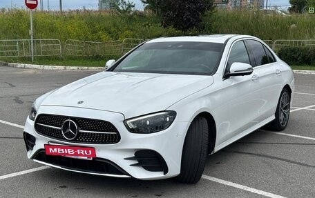 Mercedes-Benz E-Класс, 2020 год, 4 200 000 рублей, 2 фотография